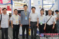 山推成功参展第18届中国东西部合作与投资贸易洽谈会暨丝绸之路国际博览会