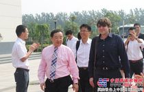 巴西斗山优秀代理商来访千里马股份