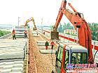 中国铁建十五局郑开项目铺轨现场大干忙