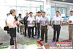 中国工程院院士一行视察南方路机