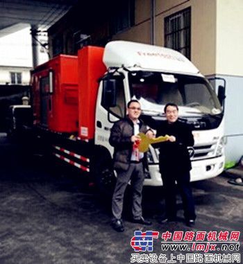 英达“修路王”成上海道路养护新晋主力
