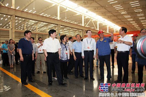 香港特区全国政协委员江苏考察团盛赞徐工