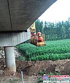 辽宁建兴高速公路对桥梁支座进行全面排查