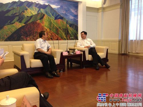 辽宁省代省长李希会见徐工王民董事长