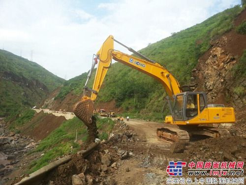 徐工救援队火速奔赴云南鲁甸地震灾区