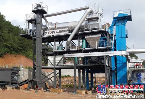 雲南省又添鐵拓機械瀝青熱再生設備