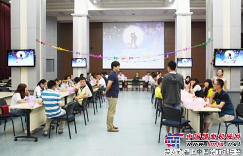 山推第九期“为你心动 相约山推”青年联谊活动举办