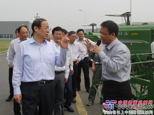 安徽省长王学军到中联重科农机产业总部调研