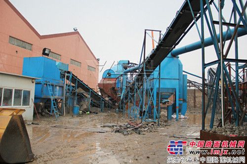 江苏江阴环保再生建材项目主推一帆机械建筑垃圾处理设备