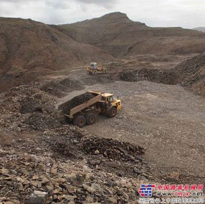 沃尔沃建筑设备助力大西洋海岛首座机场建设