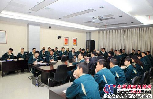 山推通过2014年ISO14001环境管理体系监督审核