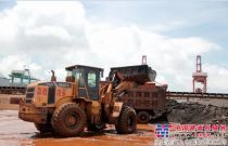 装载改革新未来  柳工装载机助力珠海高栏港港口发展建设