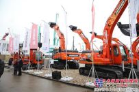 斗山工程机械9C系列新产品亮相2014 上海宝马展