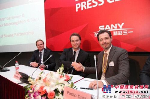 bauma China 2014 三一展区现场签约“签到手软”