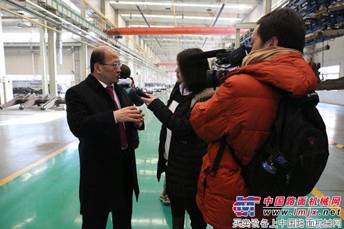 中国国际广播电台一行到访徐工