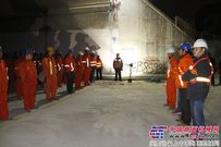 福厦线仙游站接触网承力索更换Ⅱ级施工封锁告捷