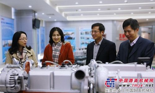 国家质检总局董乐群副司长到玉柴考察