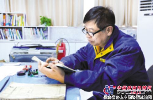 徐工“初中生”当上“工人院士”