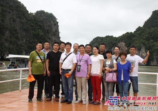 圆友重工一行16人考察团队赴泰国参观学习