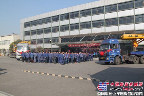 徐工基础再制造产品亿元大单交付用户