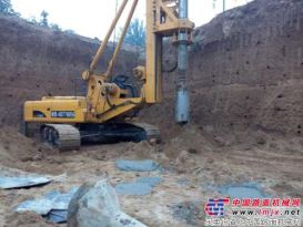 石家庄工地郑州富岛机械FD168A型旋挖钻机大展雄风！强！强！强！