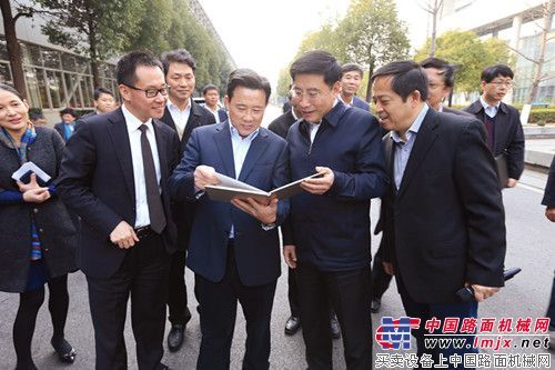 苗圩视察三一 肯定信息化成果