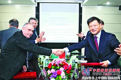 中联重科与沙特企业签订战略合作协议