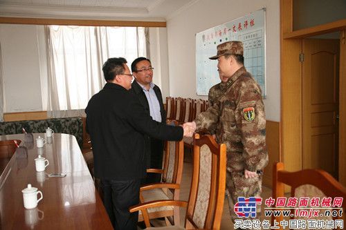 方圆集团深情慰问部队官兵送上新春祝福