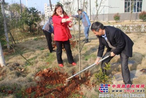 2015年星邦重工“一起种植绿色的梦想” 植树活动