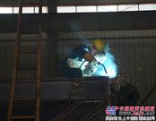 记江西建工机械施工公司钢结构分公司女子电焊班组