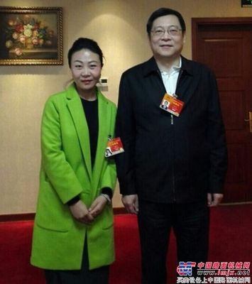 山河智能张晓庆：和主席握手心情依旧激动