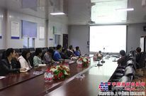 万利高速公路五分部开办“职工夜校”