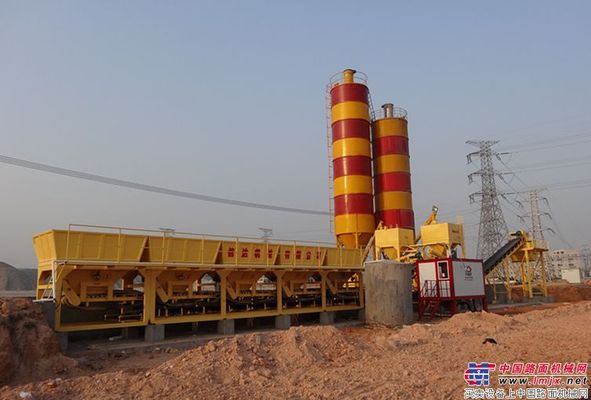 信达机械稳定土厂拌设备在厦门安装完毕