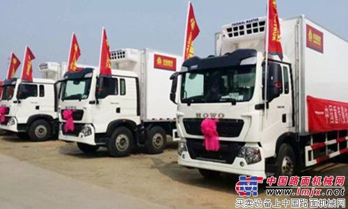 中國重汽首批T5G冷藏車落戶天津