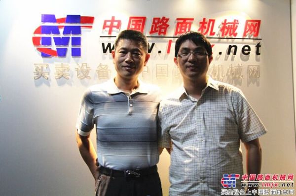 中联路机总经理李庆到访中国路面机械网