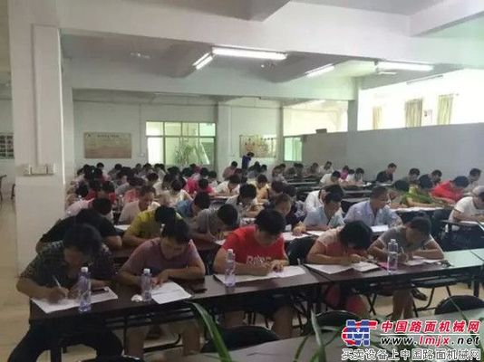 晋工机械《安全生产知识》培训第二期开课