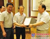 徐工集团董事长王民访问中国重汽 双方确定进一步加强合作