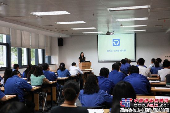 徐工集团品牌战略咨询、品牌形象应用整合项目顺利结项