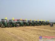 約翰迪爾拖拉機助力甘肅省農機深鬆整地作業技術現場演示會