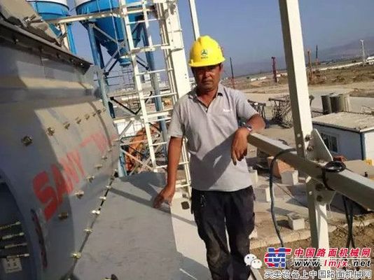 三一服务工程师在阿尔及尔机场连续奋战1个月