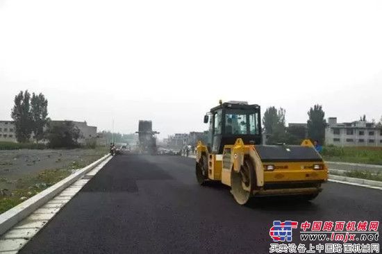 少林古刹 嵩山脚下——徐工成套路面设备领跑登封旅游新城建设