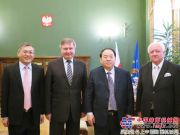中國重汽董事長馬純濟訪問波蘭ZASADA集團