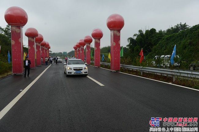 重庆：三环高速铜永段正式通车 铜梁至永川只需40多分钟