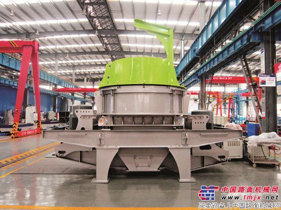 中联重科全新一代制砂机在宁乡工业园下线