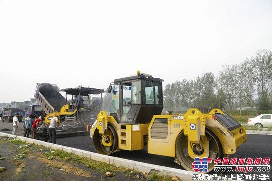 徐工成套路面设备领跑登封“天地之中”旅游新城建设