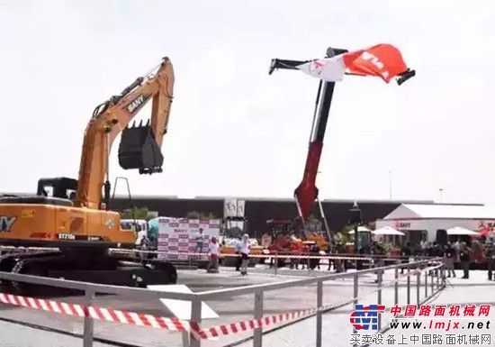 三一南非宝马展获千万美元订单