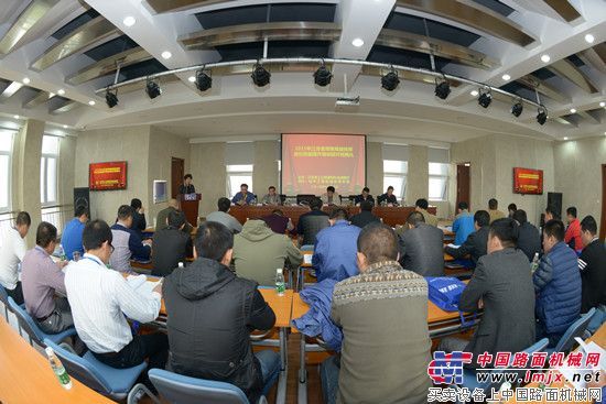 江苏省首期焊工高级技师岗位技能提升培训在徐工技师学院启动