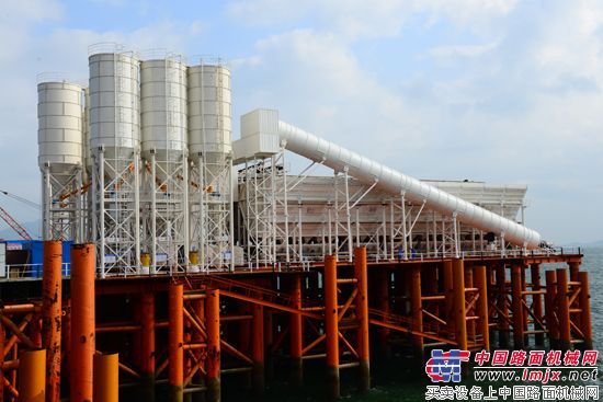 方圆集团平台搅拌站在平潭海峡公铁两用大桥施工中大显身手