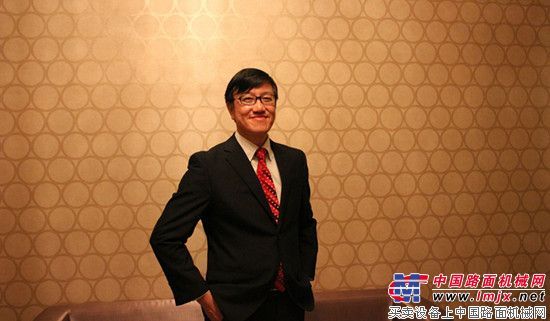 大步奔向国际化的国内领跑者——访德基机械营销总经理刘金枝
