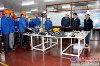 柳工柳州挖掘机公司成立装配技能工作室暨韦勇豪创新工作室